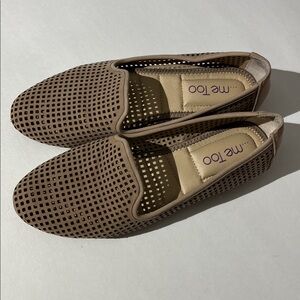 Me Too Yale Leather Cutout Flats Loafers sz 8.5 Cream Tan Neutral Summer Shoes